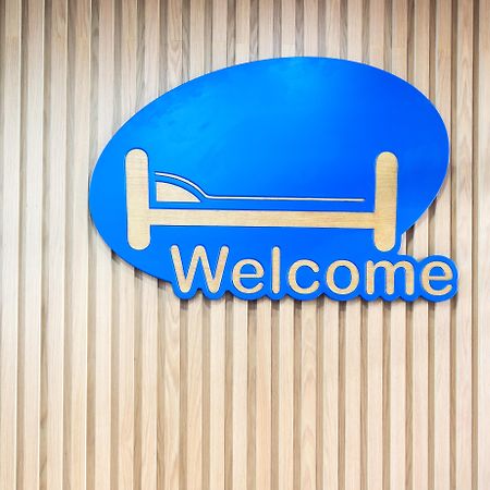 Hostal Welcome Madrid Ngoại thất bức ảnh