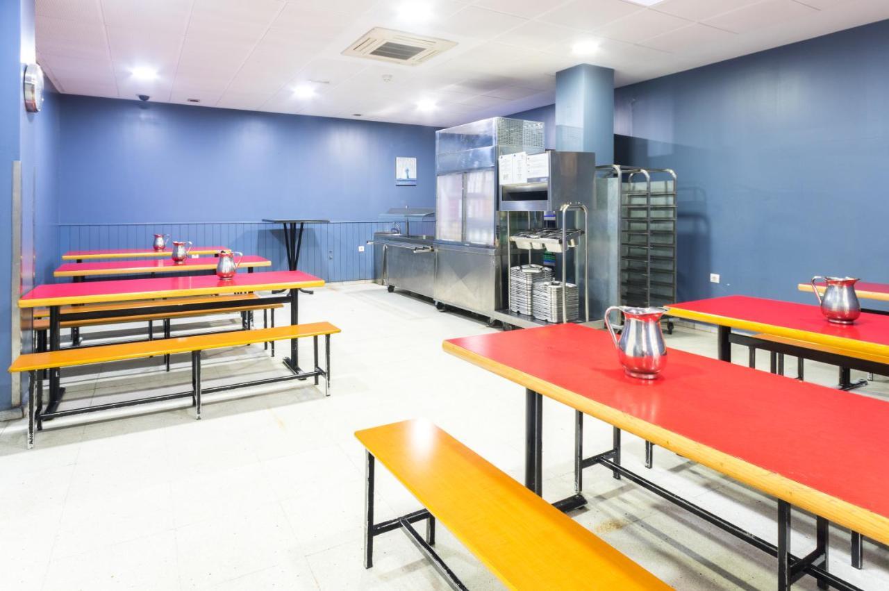 Hostal Welcome Madrid Ngoại thất bức ảnh